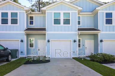 Main picture of 1646 Iroquois Ct