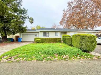 Main picture of 129 Windsor Palms Dr