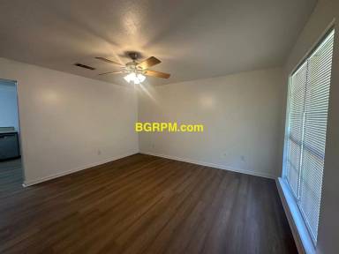 Main picture of 1409 Southern St