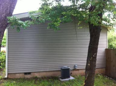 Main picture of 107 E Bertha St