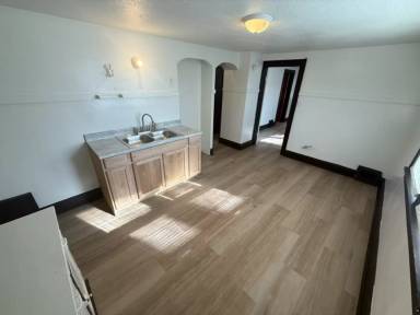 Main picture of 3635 N Dr William Finlayson St