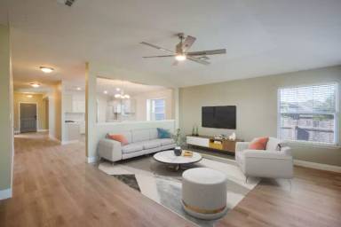 Main picture of 3121 Blue Ridge Dr