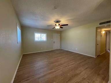 Main picture of 3406 44th St