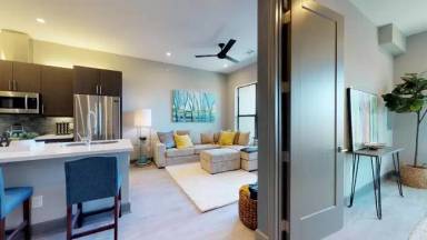 Main picture of 301 Nichols St
