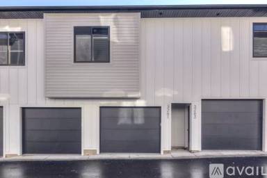 Main picture of 3239 Fairfax St