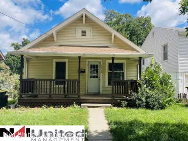 Main picture of 1318 S Saint Aubin St