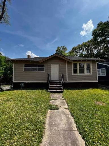 Main picture of 1201 8th Ave W
