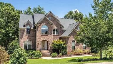 Main picture of 751 Irish Green Dr