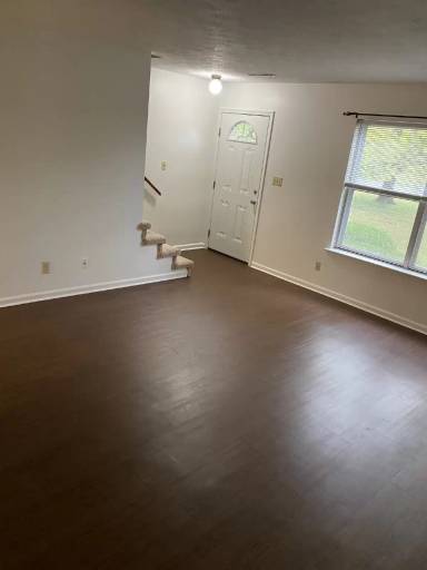 Main picture of 514 Deer Lick Pl