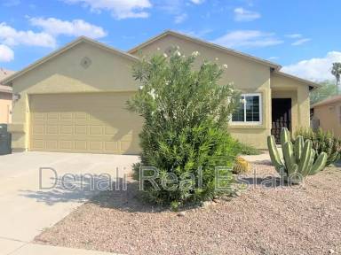 Main picture of 1651 W Lavender Spring St