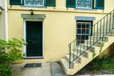 Main picture of 112 W Taylor St