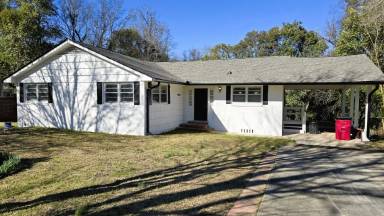 Main picture of 2819 Northwoods Drive South - 1