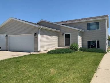 Main picture of 3287 Bethany Loop