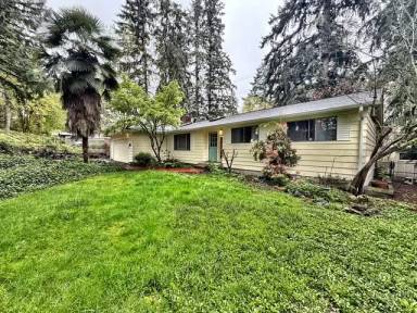 Main picture of 14011 Blackberry Ln NE