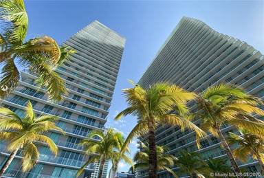 Main picture of Axis on Brickell