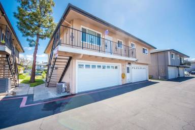 Main picture of 16677 Arbor Cir