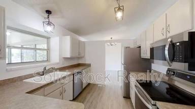 Main picture of 6340 Lange Dr