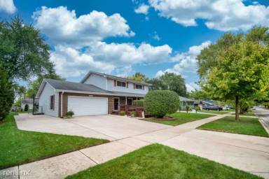 Main picture of 1060 Adobe Dr