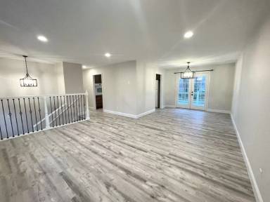 Main picture of 129 Newport Rd