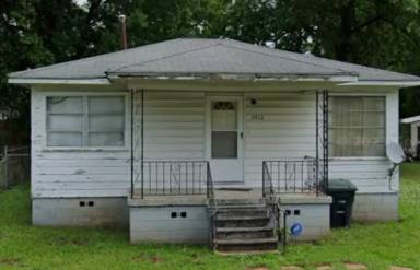 Main picture of 5912 Owen St