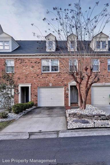 Main picture of 635 Todd Trl