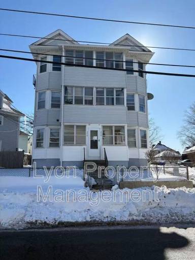 Main picture of 250 Sayles Ave
