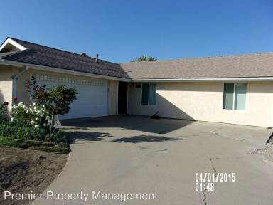 Main picture of 919 W Oak Ave