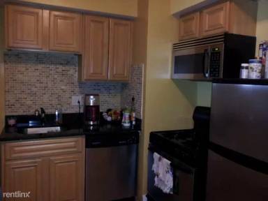 Main picture of 324 Chestnut Hill Ave