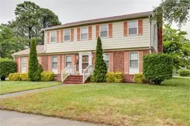 Main picture of 111 Garrett Dr