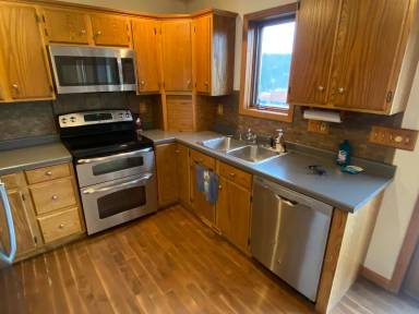 Main picture of 914 Chicago Ave