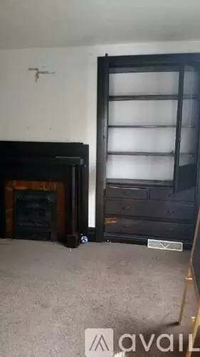 Main picture of 18 Walnut St