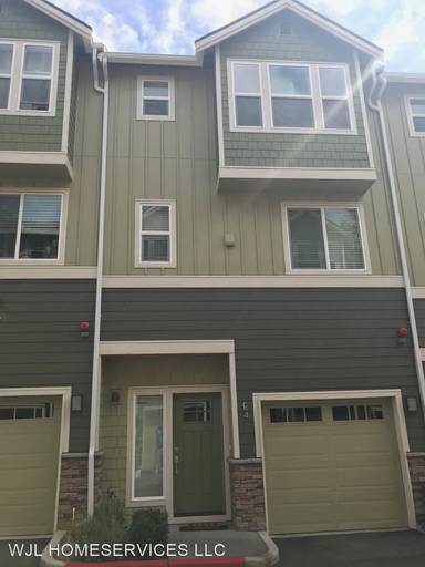 Main picture of 23000 NE 8th St