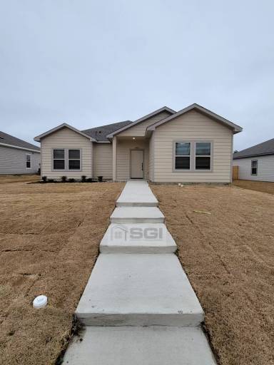 Main picture of 4009 Wellington St