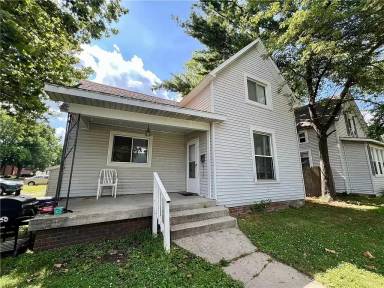 Main picture of 121 S 25th St