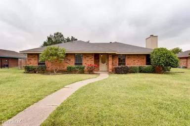 Main picture of 2308 Ridgeview Dr