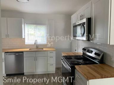 Main picture of 6417 NE Going St