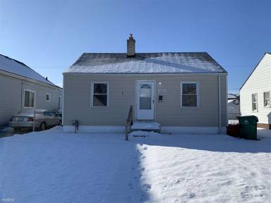 Main picture of 16210 Evergreen Ave