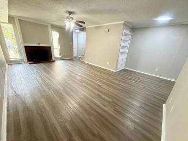 Main picture of 1102 Lilac Dr