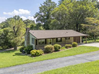 Main picture of 24 Canter Ct