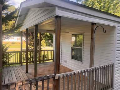 Main picture of 140 Dakota Dr