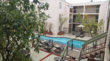 Main picture of 409 Burchett St