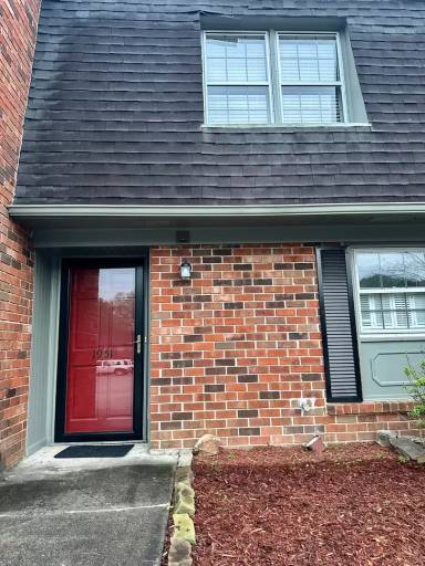 Main picture of 1951 Meadowbrook Cir NW