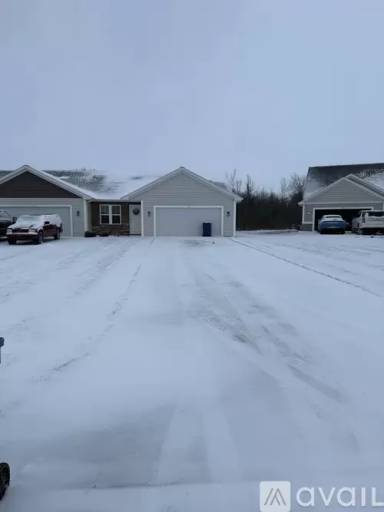 Main picture of 173 Luke Ln