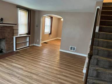 Main picture of 2479 Berryhill St