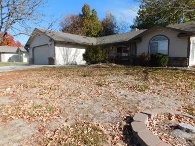 Main picture of 628 Clearwater Ct