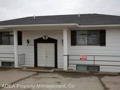 Main picture of 2228 W Foothills Dr