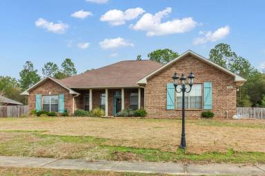 Main picture of 6181 Hummingbird Ln