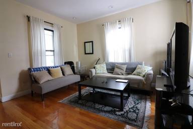 Main picture of 9 Cygnet St