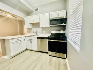 Main picture of 5733 S Calumet Ave