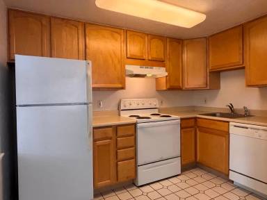 Main picture of 1182 Clermont St